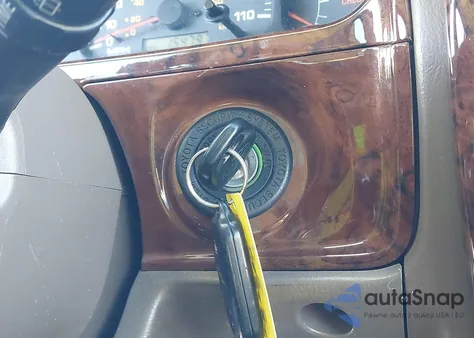 2000 Toyota 4Runner Limited V6 from USA, damaged, VIN JT3HN87R6Y0261558